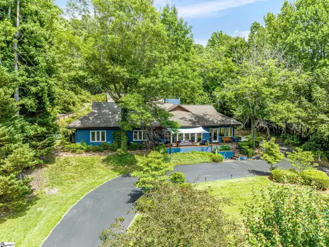 1247 E Lakeshore Dr, Landrum, SC 29356