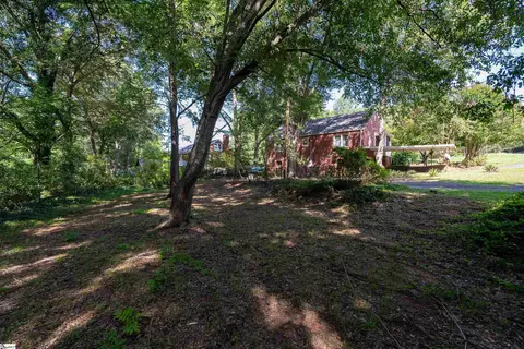 901 N A St, Easley, SC 29640 photo 32
