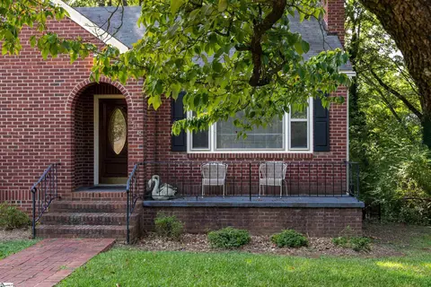 901 N A St, Easley, SC 29640 photo 3