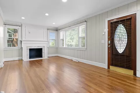 901 N A St, Easley, SC 29640 photo 6