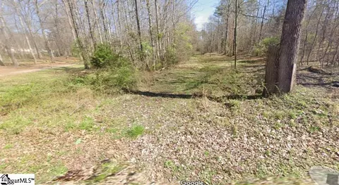 275 Richland St, Chesnee, SC 29323