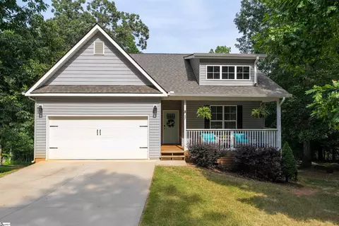 27 Cardo Ln, Fountain Inn, SC 29644