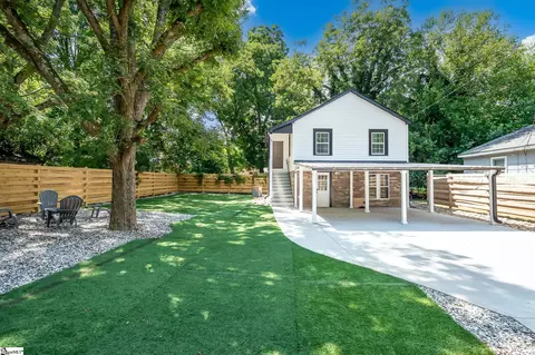 7 Looper St, Greenville, SC 29611