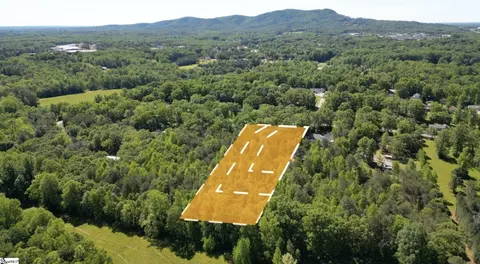 28 30 32 Williams Rd, Travelers Rest, SC 29690