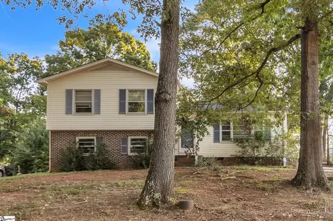 313 Alder Dr, Simpsonville, SC 29680
