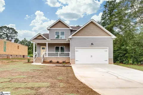 202 Hawthorne Dr, Simpsonville, SC 29680