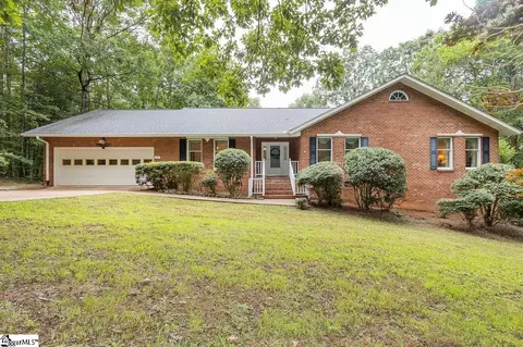 255 Holly Dr, Easley, SC 29640