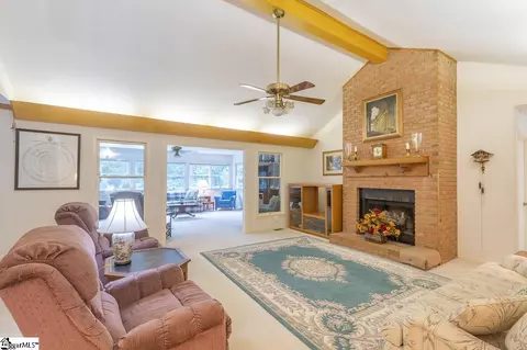 255 Holly Dr, Easley, SC 29640 photo 3