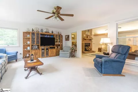 255 Holly Dr, Easley, SC 29640 photo 13