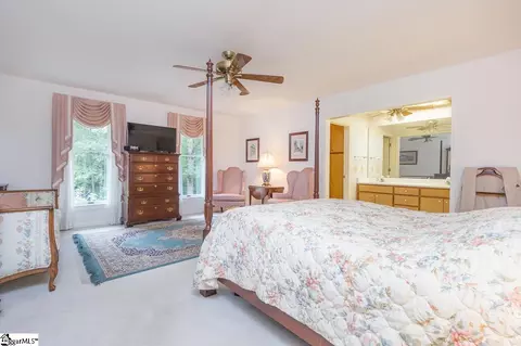 255 Holly Dr, Easley, SC 29640 photo 4