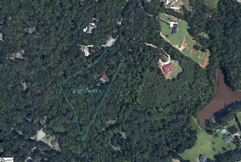 255 Holly Dr, Easley, SC 29640 photo 2