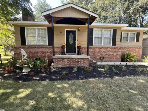 20 Pittman Cir, Greenville, SC 29617
