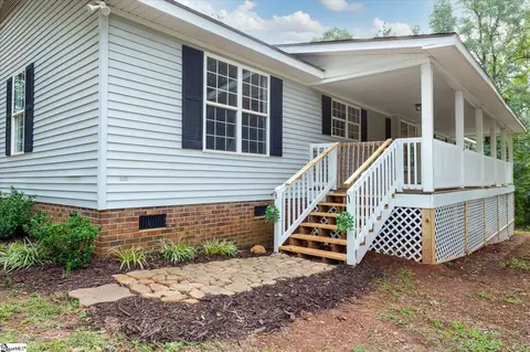 30 Mill St, Williamston, SC 29697 photo 2