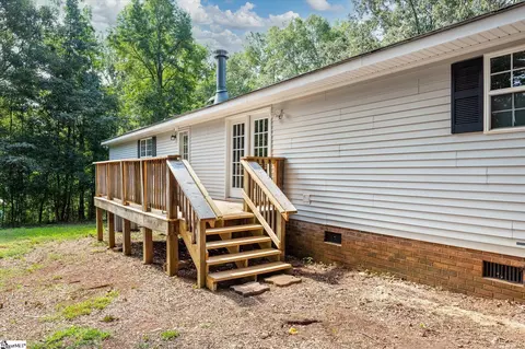 30 Mill St, Williamston, SC 29697 photo 7