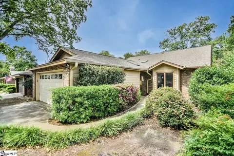 158 Tanager Cir, Greer, SC 29650