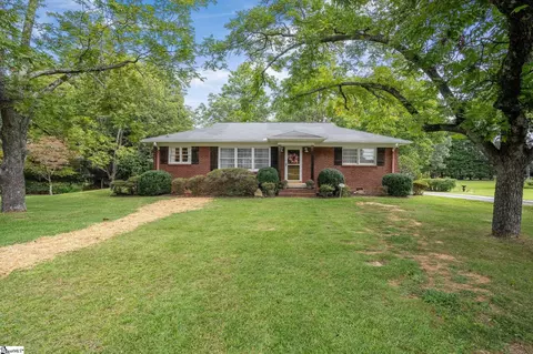 109 Crescent Ridge Dr, Greenville, SC 29615