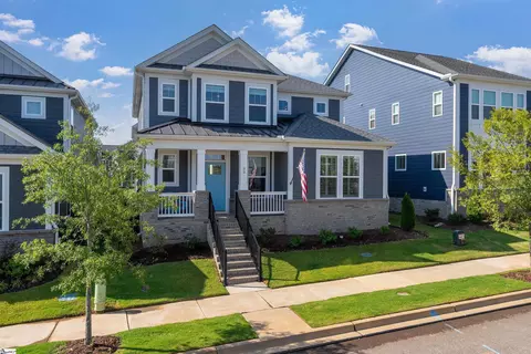 30 Elmsley Rd, Greenville, SC 29607