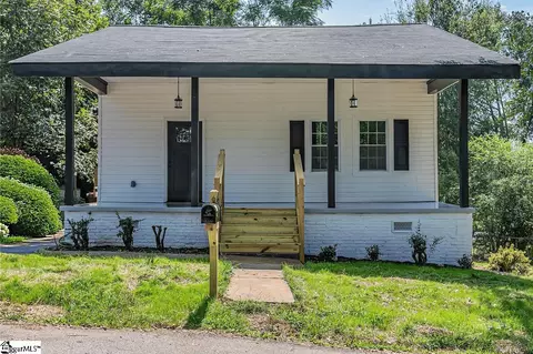 4 Humbert St, Seneca, SC 29678