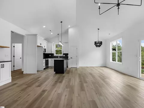 3866 Durham Rd, Greer, SC 29651 photo 8