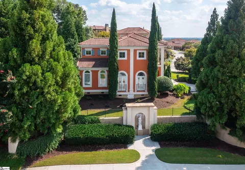 501 Villaggio Dr, Greenville, SC 29609