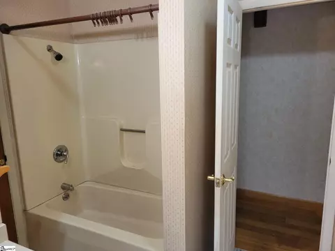 482 E Jerry Rd, Laurens, SC 29360 photo 14