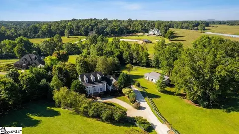 125 Hunter Hack Trl, Campobello, SC 29322