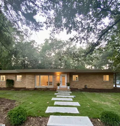 410 Rockmont Rd, Greenville, SC 29615