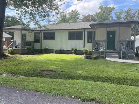 102 Dukeland Dr, Greenville, SC 29617