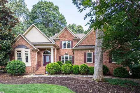 4 Halstead Ct, Simpsonville, SC 29680