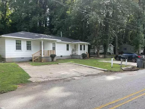 201 Dukeland Dr, Greenville, SC 29617