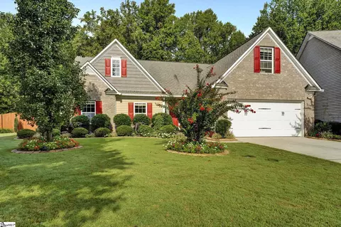 236 Heathermoor Way, Simpsonville, SC 29680