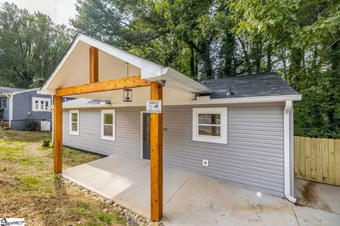 300 Fairmont Dr, Greenville, SC 29605