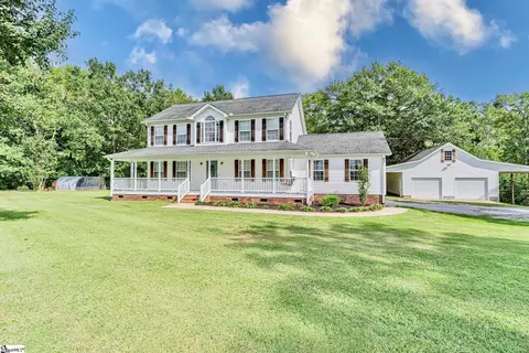 579 Calf Barn Rd, Ware Shoals, SC 29692