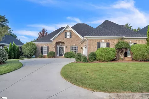 301 Bouchillion Dr, Greenville, SC 29615