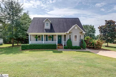 100 Hallmark Ln, Easley, SC 29640