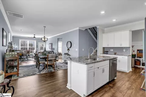 561 Yellow Fox Rd, Greer, SC 29650 photo 5