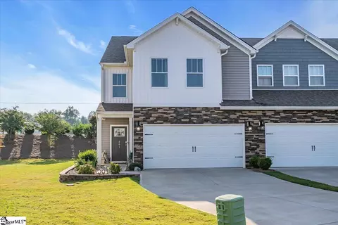 561 Yellow Fox Rd, Greer, SC 29650