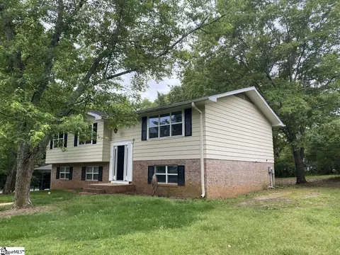 114 Devon Dr, Mauldin, SC 29662 photo 2