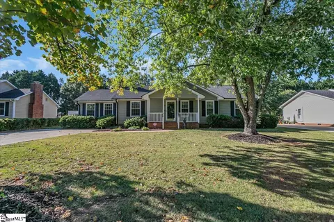 9 Brushy Creek Rdg, Taylors, SC 29687