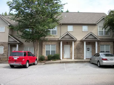 202 Ashby Dr, Greenville, SC 29609