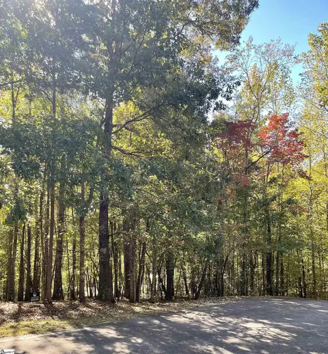 221 Ridge Haven Trl, Travelers Rest, SC 29690