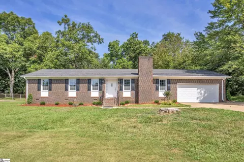 101 Dellbrook Dr, Taylors, SC 29687