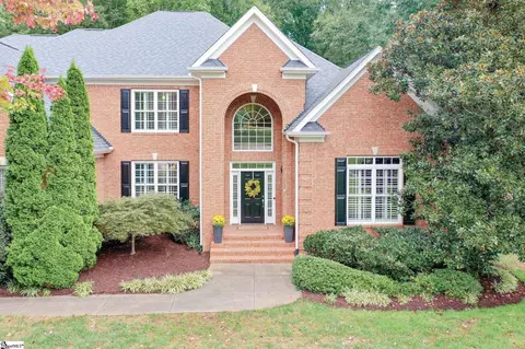 14 Marlis Ct, Greer, SC 29650