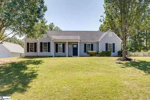 130 Haynie Dr, Belton, SC 29627