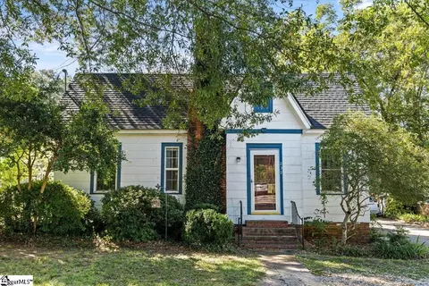 232 Irby Ave, Laurens, SC 29360