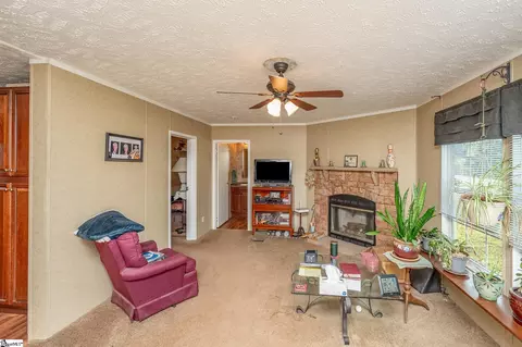 522 Acker Rd, Belton, SC 29627 photo 3