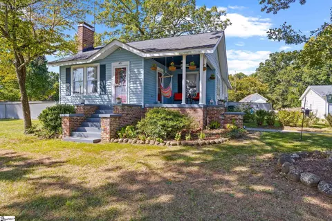 471 S Suber Rd, Greer, SC 29650