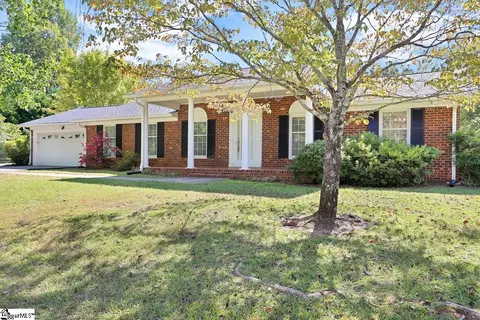 2553 Old Ansel School Rd, Greer, SC 29651