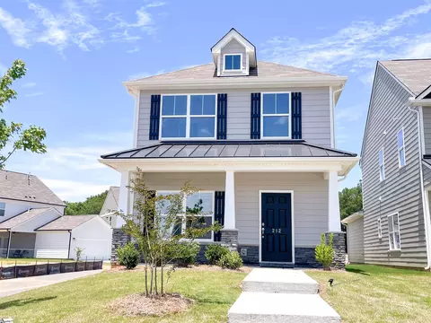 212 Greenrich Dr, Simpsonville, SC 29680