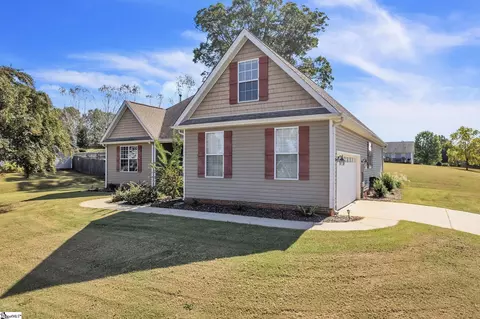 108 Wallhaven Dr, Greer, SC 29651 photo 2